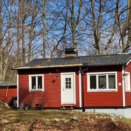 Totalrenoverad liten stuga Tjornarp Exterior foto